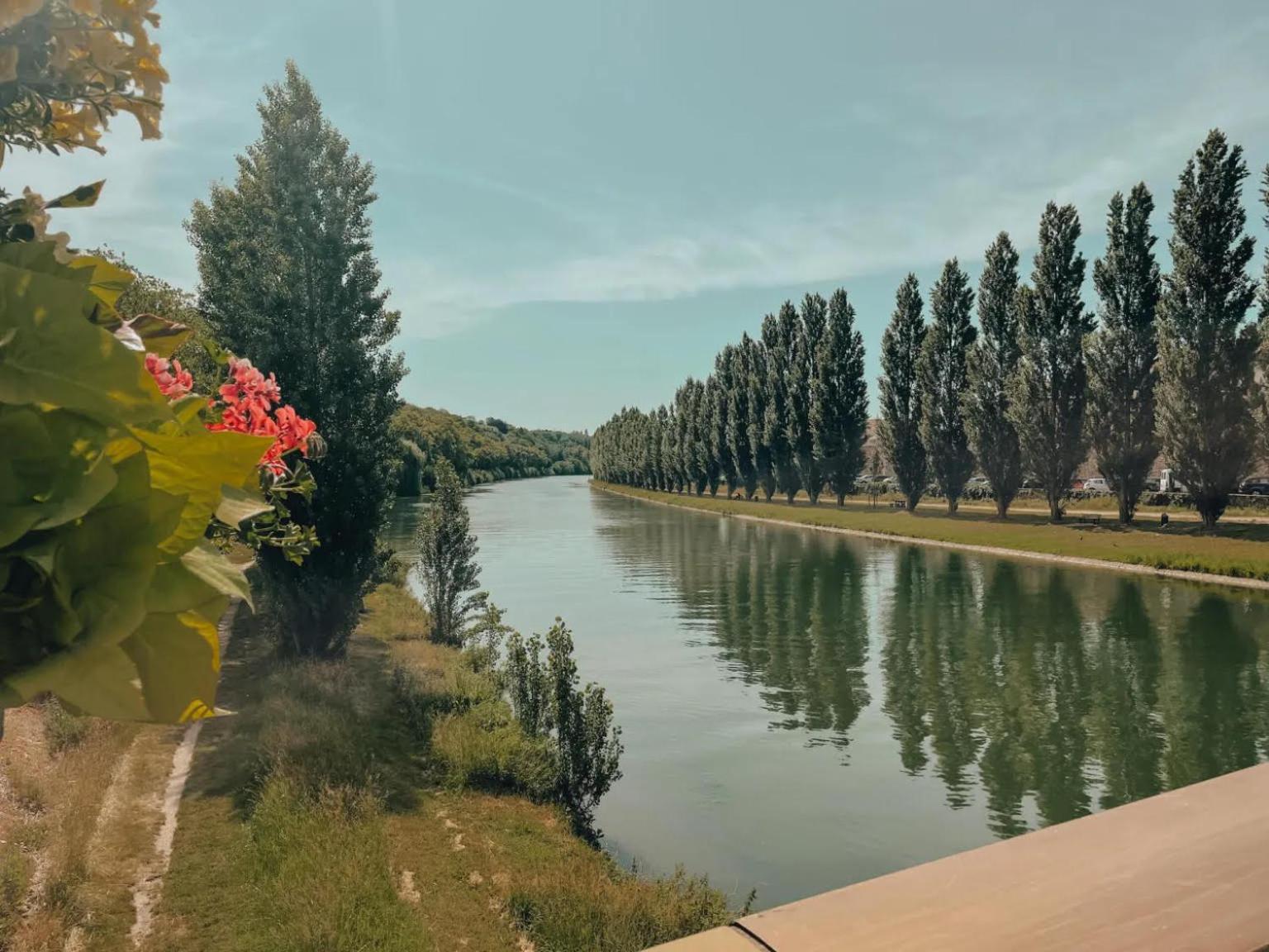 L'Eden Centre Ville Melun Kültér fotó