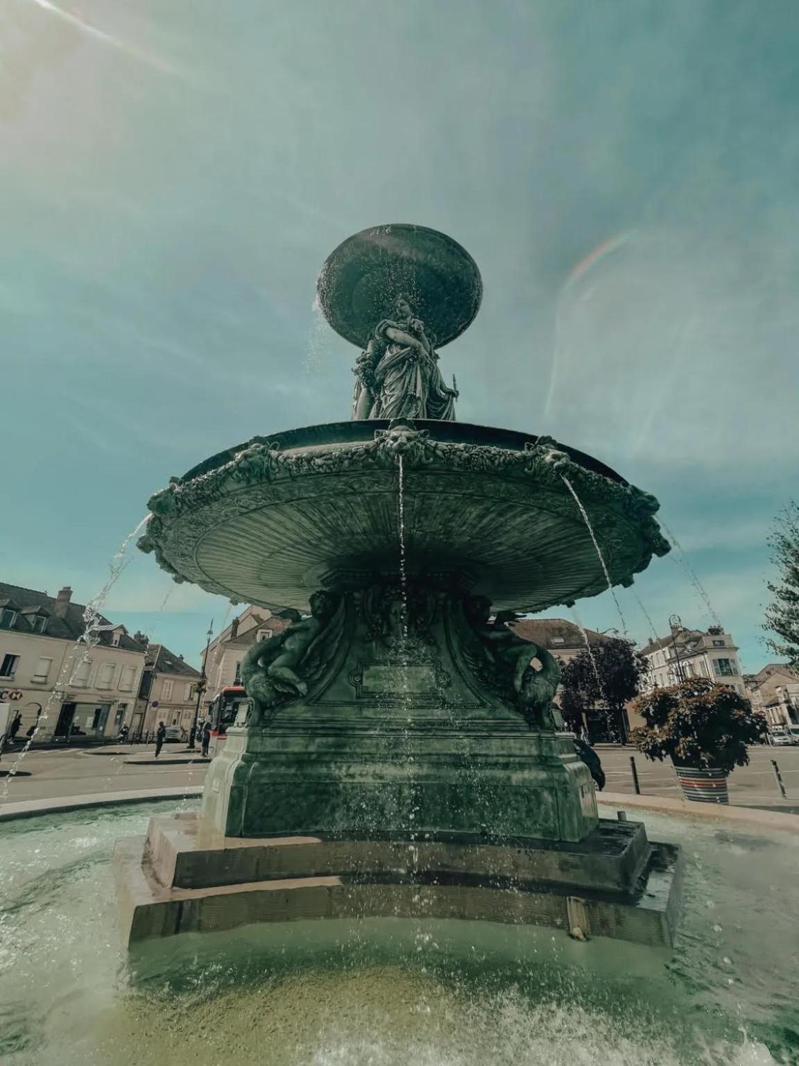 L'Eden Centre Ville Melun Kültér fotó